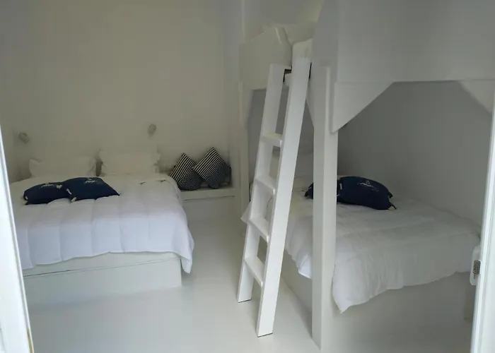 νissos K Εξοχικό σπίτι *